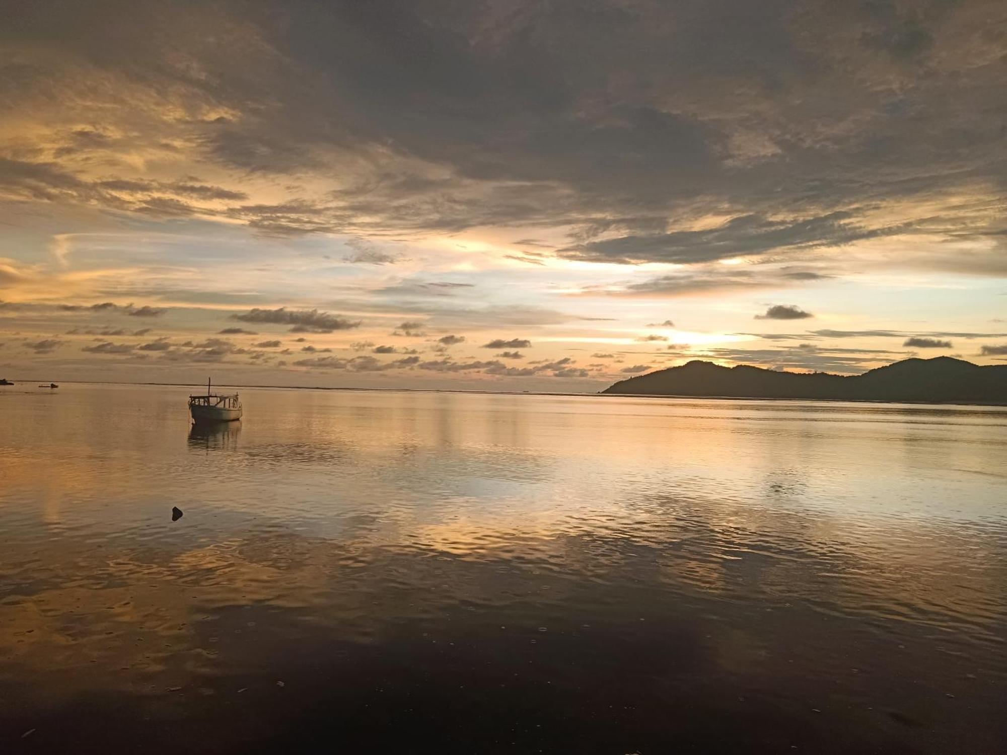 Navni Beach View Stay โกการ์นา ภายนอก รูปภาพ